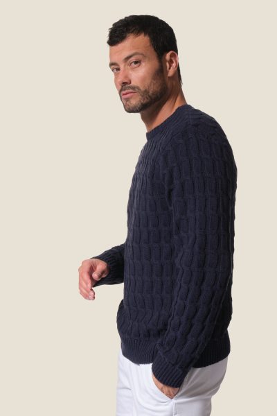 Pull en maille torsadรฉe Dicker