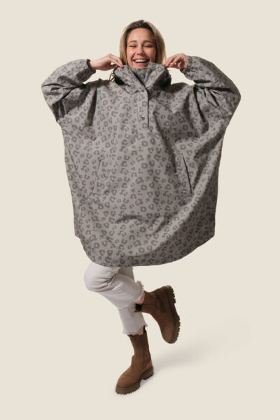 Cape de pluie imprimée léopard Kapaï