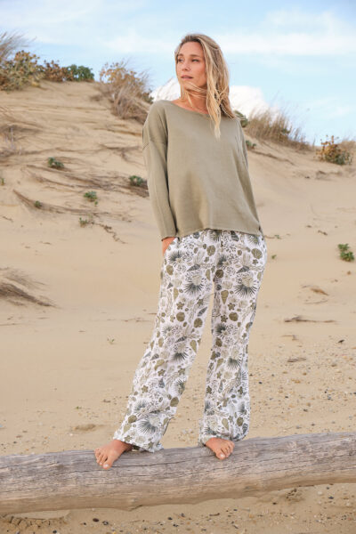 Pull femme oversize uni avec poche poitrine léger Ruby