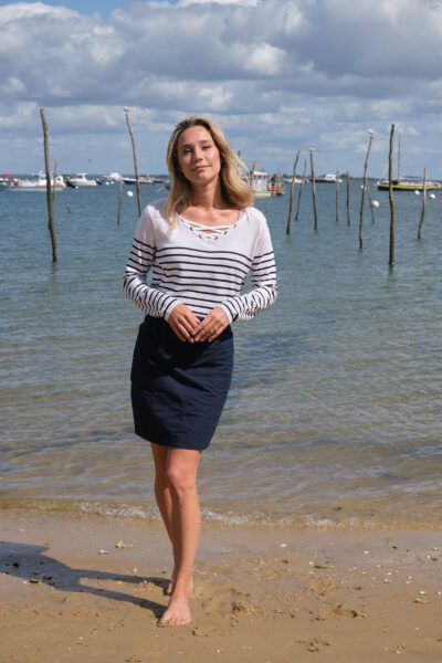 Pull femme rayé col V Blanche Hublot Mode Marine